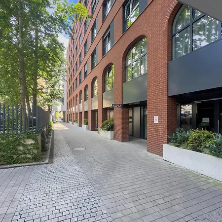 Modern Plac Wolnosci By Renters Apartman Poznań