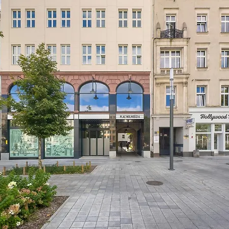 Modern Plac Wolnosci By Renters Apartman