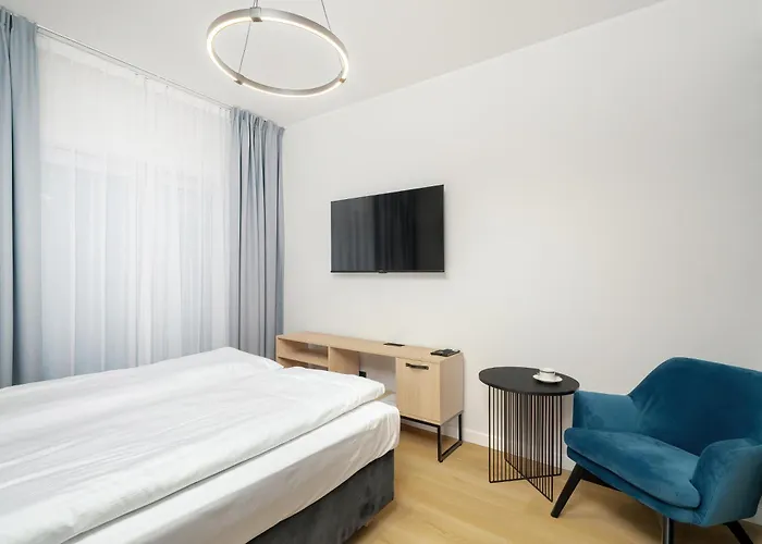 Modern Plac Wolnosci By Renters Apartment