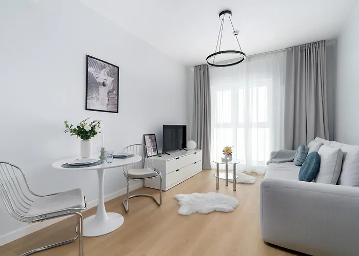 Modern Plac Wolnosci By Renters Apartment Posen