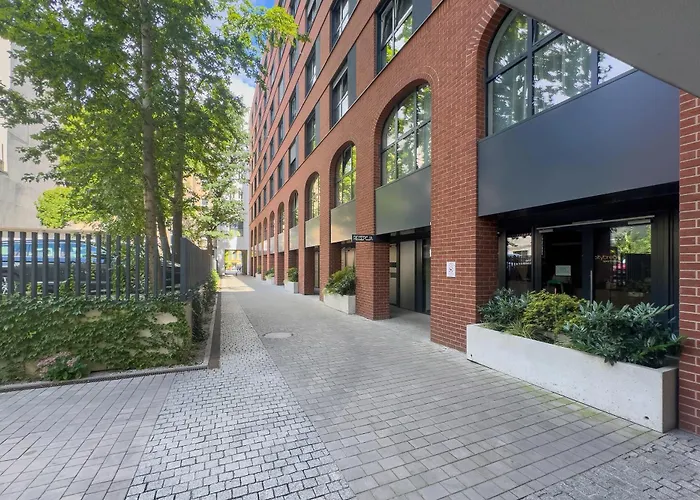 Modern Plac Wolnosci By Renters Apartment Posen