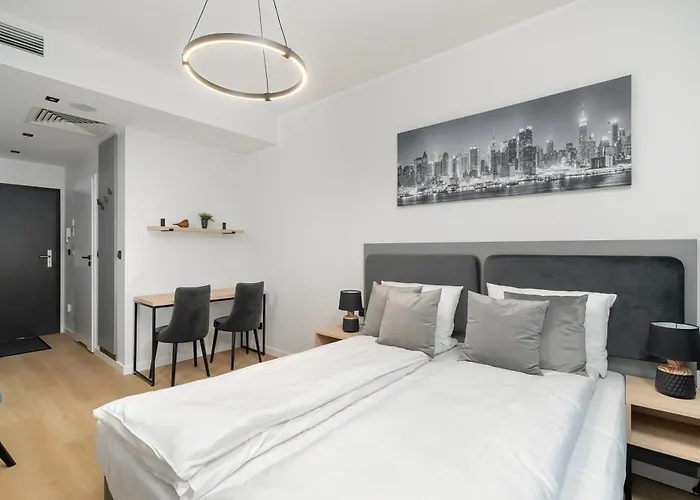 Apartment Modern Plac Wolnosci By Renters